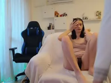 kimiiaxel — Full naked! [1000 tokens remaining]