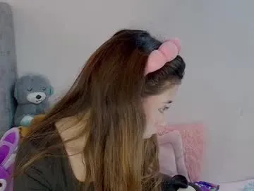 kimmy_veggaa — show ass #teen #daddy #new #feet [34 tokens remaining]