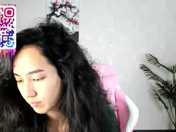 kira_lilian — GOAL: Play with sweet lips [30 tokens remaining] Lets have some fun :) #feet #young #shy #latina #18