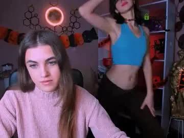 kitniss_dreamy — GOAL: handbra [328 tokens remaining] Welcome to my room! #lovense #bigass #daddysgirl #naked #lesbian