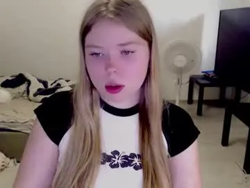 kitten_jenny01 — Take off my top #british #puffynipples #new #natural #bigboobs [981 tokens remaining]