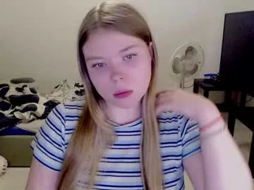 kitten_jenny01 — Take off my top #british #puffynipples #new #natural #bigboobs [904 tokens remaining]