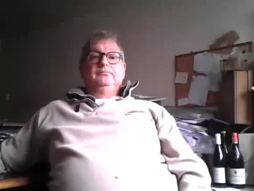 kriss3325 — Freechat on Chaturbate