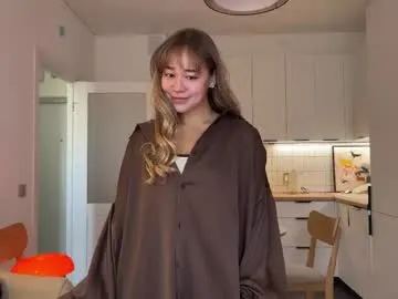 kristyspiritedaway — goal: unbutton me [33 tks left]   #natural #smile #erotic #cute