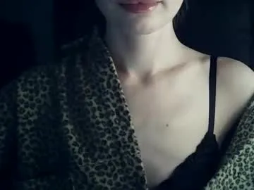 kyleesilkk — Goal: I will tease you #cute #new #c2c #feet #tease - Next Goal: Dance for you