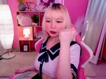 kyomi_sun — Licking fingers + eye contact :3<3 #asian #18 #curvy #new #natural [0 tokens remaining]