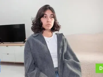 labubaby — GOAL: Let's touch my ass too [19 tokens remaining] My name is Mai, I'm just a new girl here. Help me get comfortable with you #new #teen #natural #18 #shy