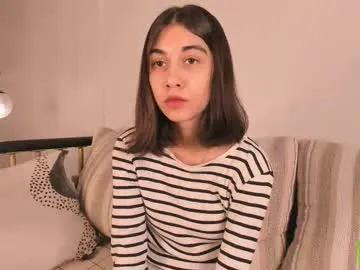 labubaby — GOAL: Show my cute legs [33 tokens remaining] My name is Mai, I'm just a new girl here. Help me get comfortable with you #new #teen #natural #18 #shy