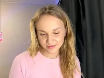 ladawndepippo — Goal take off my shorts >_<  Hey, don't you think it's a great day for interesting games?:) #young #blond #skinny #bigass #teen [99 tokens remaining]