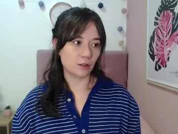 lanna_mills — Complety naked (striptease) [48 tokens left] play whit a dildo free in premium pvt  #daddy #anal #nature #c2c #lovense