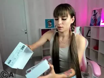 lasly_moon — GOAL: Tease my tasty boobs [21 tokens remaining] FAV LUSH PATTERN - 11/50/100 #squirt #lovense #skinny #smalltits #muscle