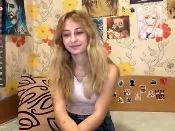 laticiacalicutt — GOAL:Take off my top!<: My name is Amelia  #new , new experience to me, hope it turns out well :3  #skinny #young #18 #squirt #blonde [99 tokens remaining]