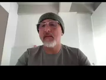 latinnous — Freechat on Chaturbate