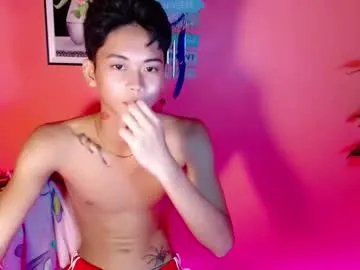 leemoreno18 — MAKE ME CUM  #asian #young #18 #bigcock #twink [999 tokens remaining]