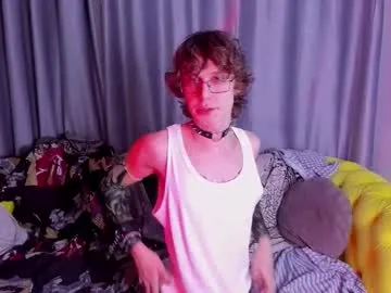 leo_bensyten — slobbery blowjob on knees [200 tokens left] #twink #anal #feet #femboy #new
