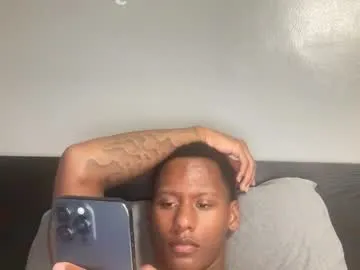 letmeeatup — Freechat on Chaturbate