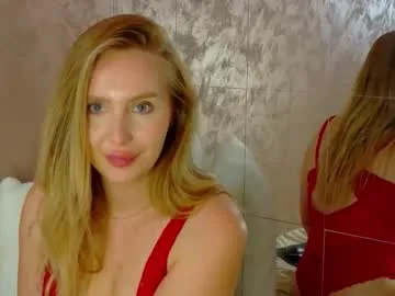 lexi_u_ — make me wet! #bigass #bigtits #blonde #anal #squirt [908 tokens remaining]