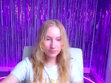 leylaice — GOAL: Dance [257 tokens remaining] Welcome to my room! #shy #blonde #skinny #teen #new