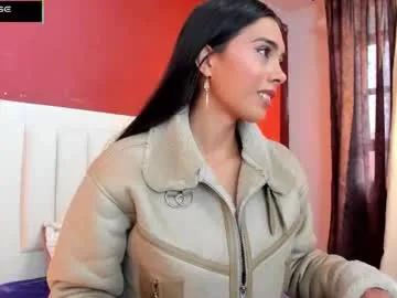lia_morett — GOAL: Sexy Dance Naked [49 tokens remaining] Welcome to my room! #feet #latina #squirt # #new