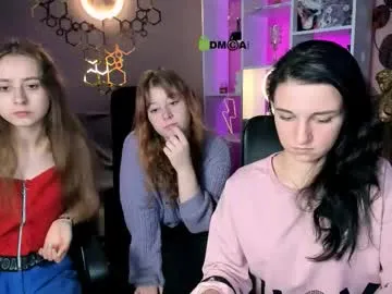 lia_sunset — GOAL: doggy style [188 tokens remaining] Welcome to my room! #shy #natural  #young #tease #bigboobs