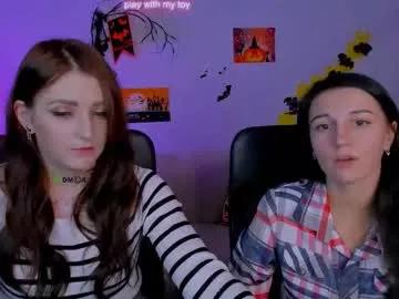 lia_sunset — GOAL: doggy style [99 tokens remaining] Welcome to my room! #lovense #shy #natural #cum #tits