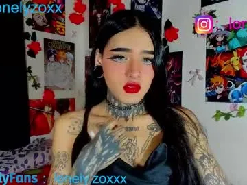 lia_volkov — MY SWEET MILK SHOW EVERYWHERE!  [976 tokens remaining]
