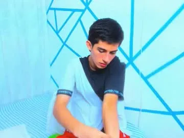 liam_scott7 — Flash cock [100 tokens left] #muscle #bigcock #twink #cum #latino