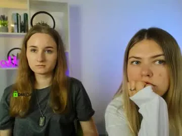 liana_purr — GOAL: my first goal [111 tokens remaining] Welcome to my room! #new #18 #shy #fun #teen