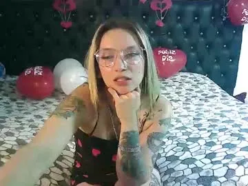 licethf00x — #twerk #latina #dance #rubia #hot #milf #sexy #tits