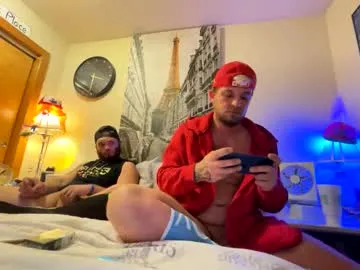 lifesagamble2025 — Squirt nut down each others throats...mmmmm [553 tokens remaining]