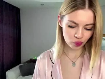 lil_elisa — GOAL: massage my breast [11 tokens remaining] Hey my name is Elisa, I glad to see you guys,pvt is open #teen #18 #young #shy #skinny