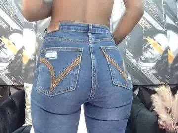 lilmissbaddiexxx — #latino #indian #ebony #pvt #dance #skinny #boobs #dildo  #smoke #mistress #submissive