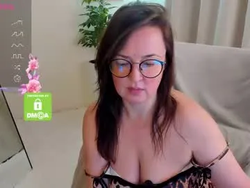 linaderose —  Baby I want you [10 tokens left]  Baby I want you #Mature #natural #bigass #blowjob #bigtits