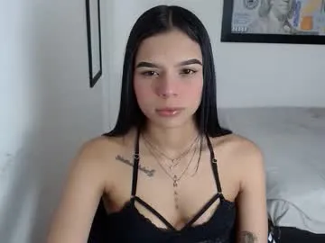 linnaskinyy — #milk #twerk #latina #skinny #mommy