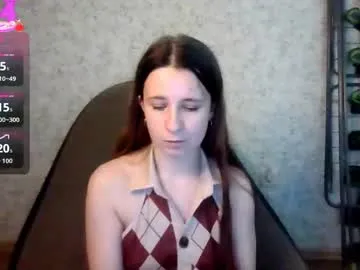 linnsweety — Vitting on the ass (20 times) [50 tokens left] Hey!I'd be happy to play with you and show you what I can do. #redhead #tease #dirtytalk #bigass #squirt