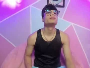 lisa__cute__ — GOAL: FUCK HER PUSSSY IN DOGGY STYLE  [195 tokens remaining] Welcome to my room! #new #couple #latina #18 #deepthroat
