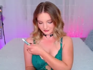lisa_tease — Lisa_tease's room | lets have fun together | tip menu is active for requests | pvt on! lush in #lovense #squirt #natural #bigass #young