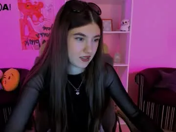 lissa_night — GOAL: touch  boobs [245 tokens remaining] Welcome to my room! #shy #nonude #young #pvt #tease