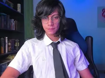 literateboy — GOAL: show cum [500 tokens remaining] Welcome literateboys! #bigcock #cum #young #twink #skinny
