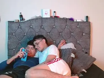 logan_willyams_ — show cum - #skinny #18 #twink #couple #feet [900 tokens remaining]