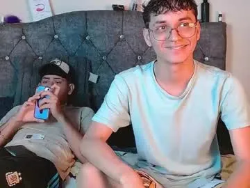 logan_willyams_ — show cum - #skinny #18 #twink #couple #feet [894 tokens remaining]