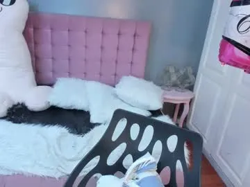 lola_cook — GOAL: Sexy Dance [27 tokens remaining] Welcome to my room! #feet #young #bigass #cum #new