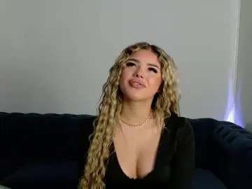 lolaamore_ — Make the blonde blush on her first day #bigass #blonde #sexyteen #prettypussy #showfeet