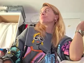 lolalav — Hi guys  Goal: sexy dance [450 tokens remaining] #ass #squirt #pussy #anal #ass
