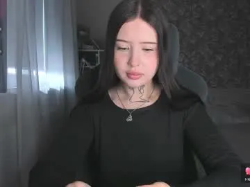 lonalye — PLAY WUTH BOOBS [137 tokens left] #bigboobs #smoking #smoke #bigass #teen