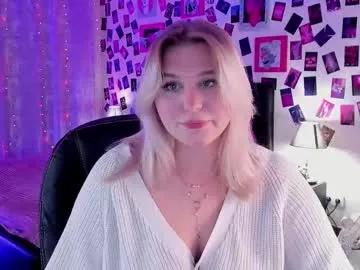 louisemous —  GOAL: Welcome, guys, follow me! Goal - SUCK FINGER [22]  Let's make this day incredible #18 #lovense #shy #new #skinny