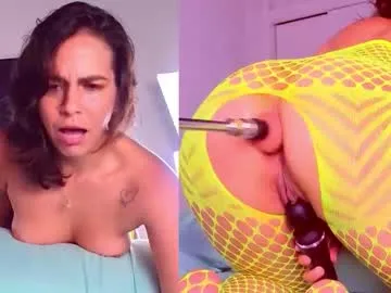 loving__lauren — GOAL: Squirt and Show Anal [2218 tokens remaining]  My little pussy needs a bad boy now!!  #fuckmachine #skinny #anal #squirt #latina