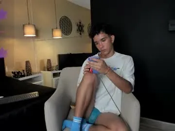 luca_colt — GOAL: Oil my chest and flex [150 tokens remaining] Welcome to my room! #young #18 #new #lovense #twink