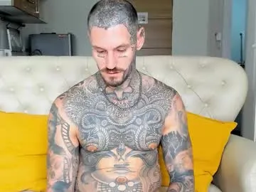 lucasexclusive — MASSIVE CUM SHOT [1999 tokens remaining]