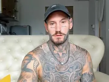 lucasexclusive — MASSIVE CUM SHOT [1999 tokens remaining] #findom #british